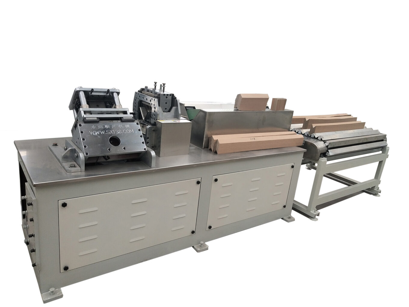 Máy sản xuất thanh nẹp giấy CNC FXA-A