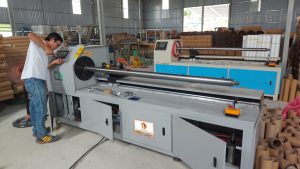 Máy cắt ống giấy bán tự động XT 2000