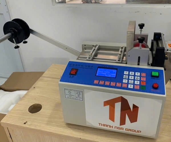 MÁY CẮT ỐNG VI TÍNH TỰ ĐỘNG MODEL CXY-100G