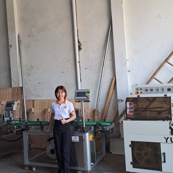 Chuyền máy co màng dán tem hộp tự động