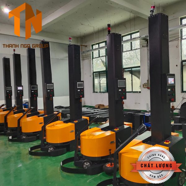Robot quấn màng pallet