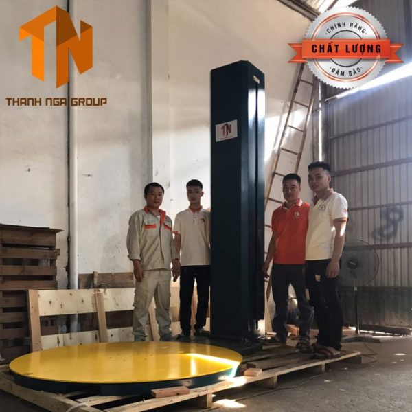 Máy quấn màng Pallet bàn xoay tự động